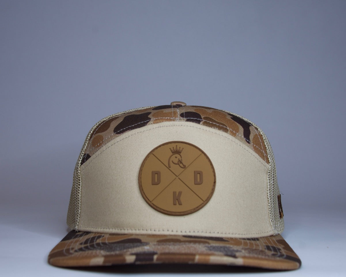 7 panel Trucker Cap Camo